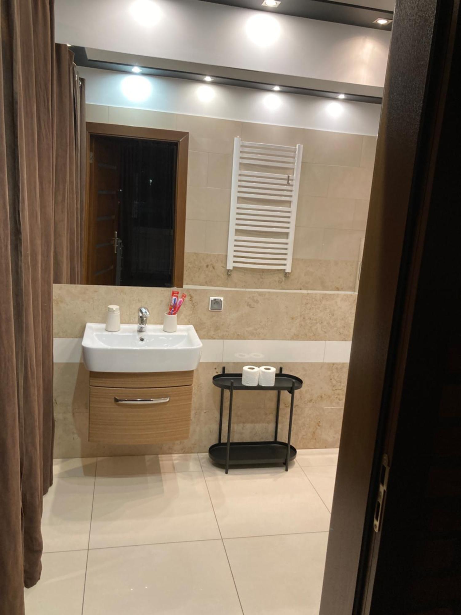 A4 Luxury Apartment Wroclaw Luaran gambar